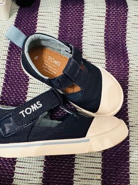 Toms Navy and Cream Kids Sneaker Mary Jane with Velcro